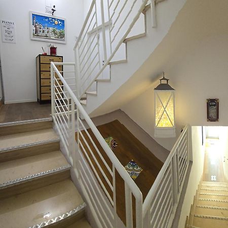 B&B 106 Maison De Charme Mola di Bari Esterno foto