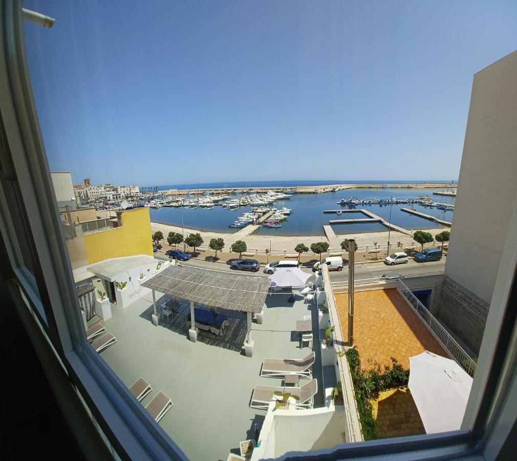 B&B 106 Maison De Charme Mola di Bari Esterno foto