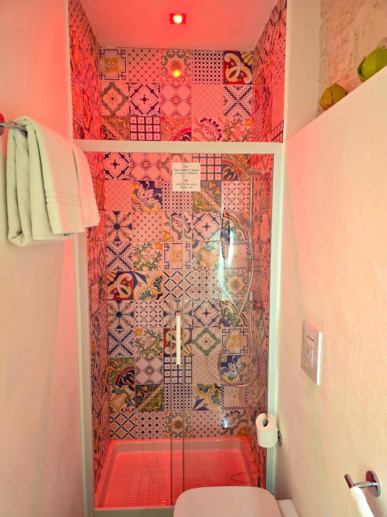 B&B 106 Maison De Charme Mola di Bari Esterno foto
