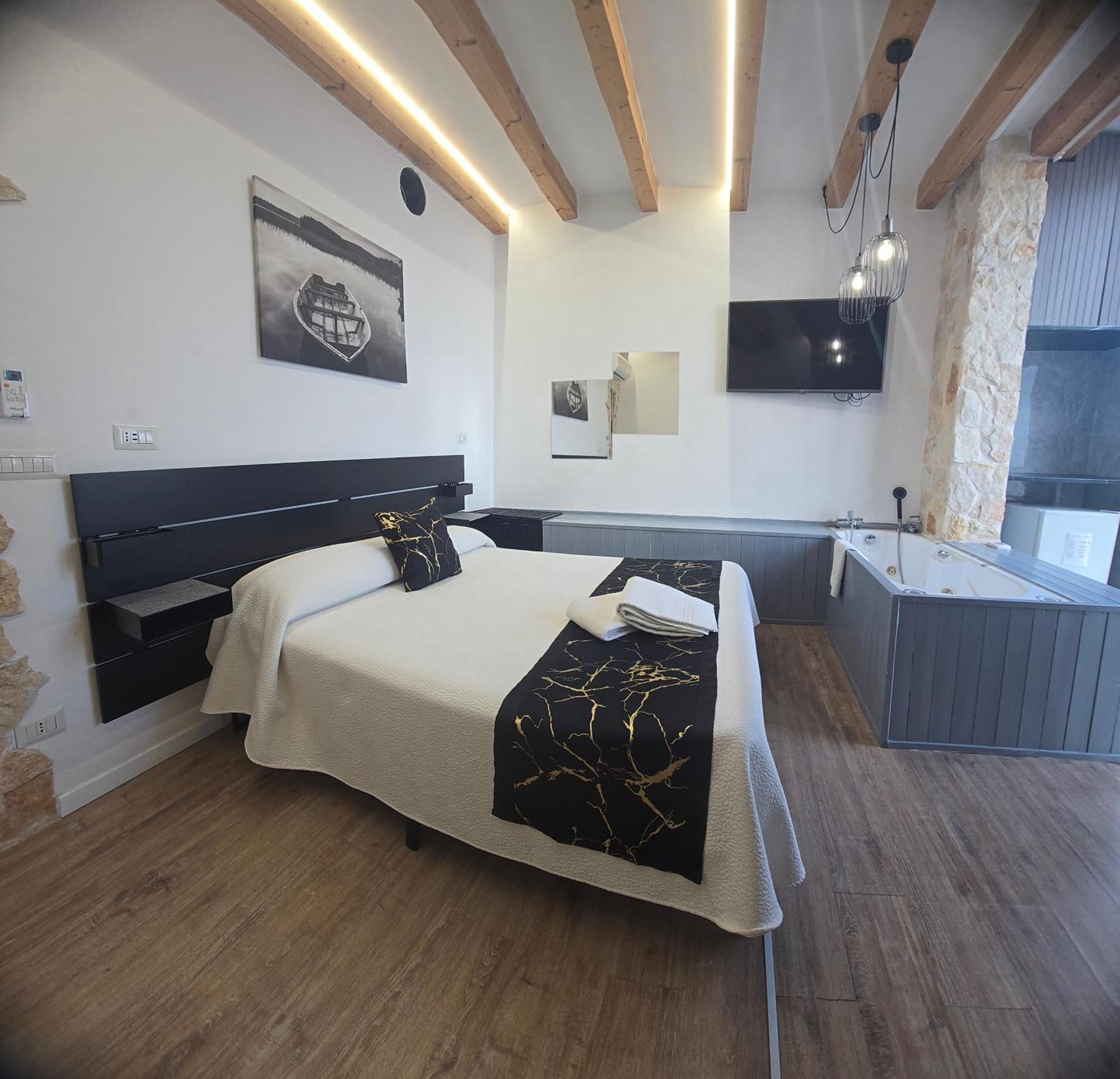 B&B 106 Maison De Charme Mola di Bari Esterno foto